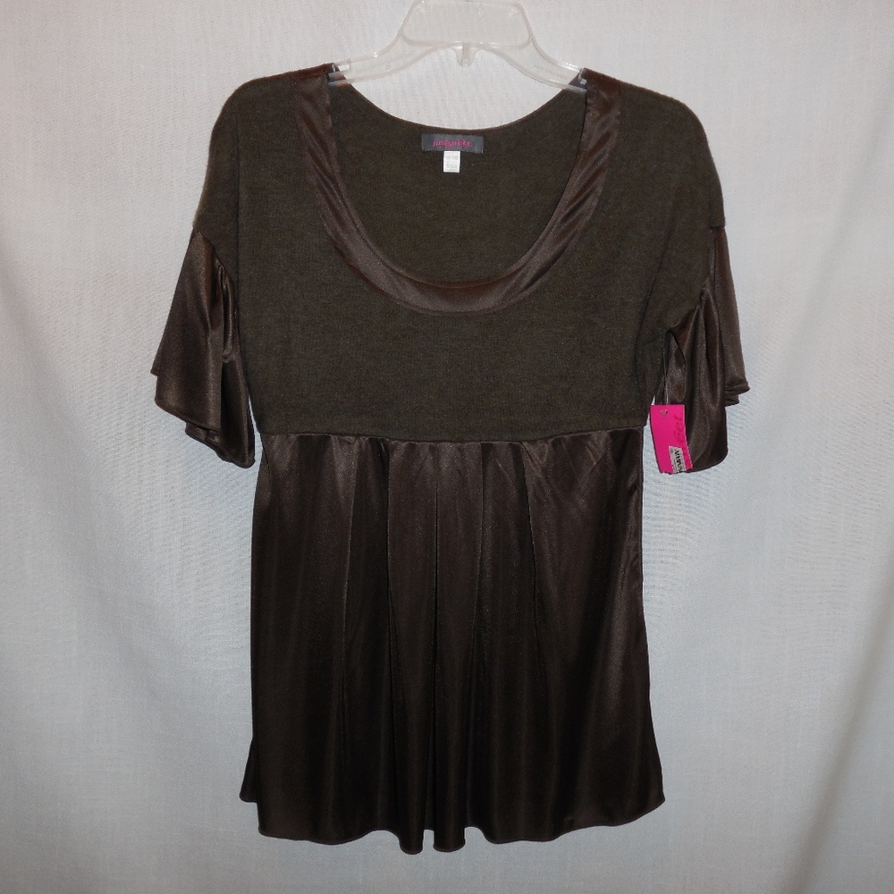 NWT!  Just Sweet Adorable Knit Top